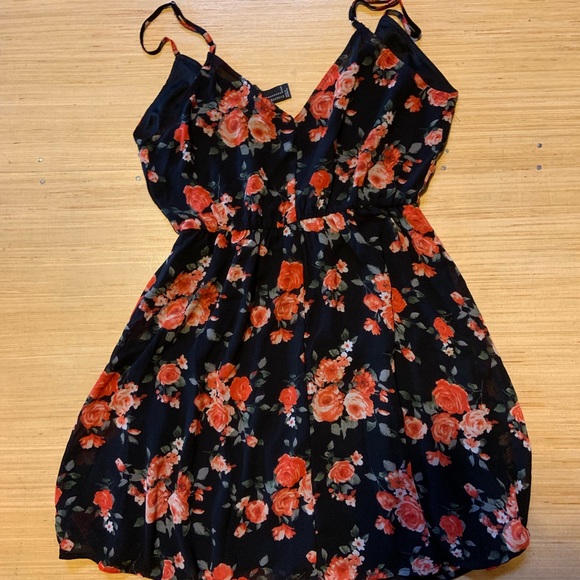 Floral sun dress - Picture 2 of 4